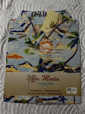 Joe Marlin Men's Light Blue Tropical Button-Down Shirt